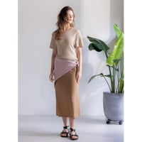 2501SK01 SHINY MIDI LENGTH SKIRT / gold
