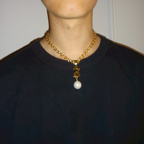 001-C BIG Pearl BLINK Initial Necklace