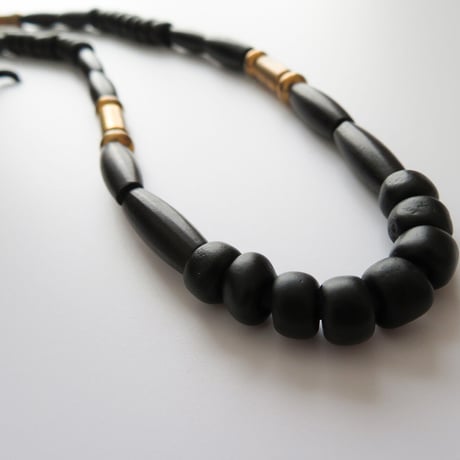 BEAD NECKLACE / SHORT