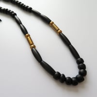 BEAD NECKLACE / SHORT