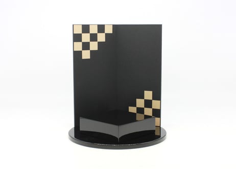 28兜飾りシリーズ＜赤糸威之兜／直径28cm／M5-003＞