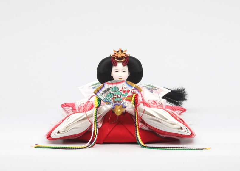 嘉美礼作 花嫁人形 白無垢 ガラスケース入り 木札・鶴飾り付き 和装人形 嘉美礼作 花嫁人形 白無垢 ガラスケース入り 木札・鶴飾り付き 和装人形