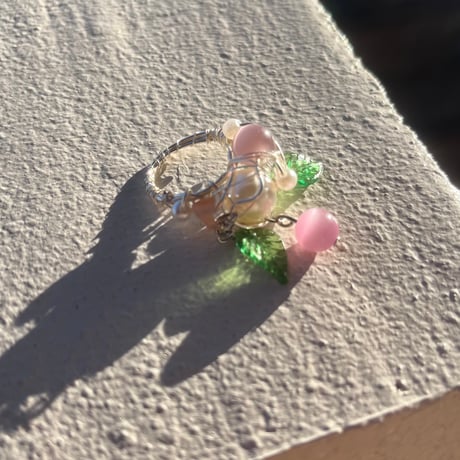 Leaves ring