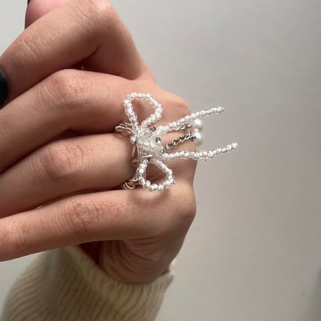 Ribbon Charm Ring