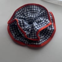 Too much Scrunchie | Orange Line
