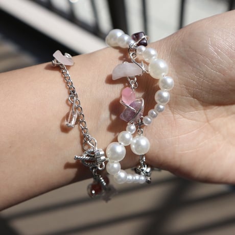 Pale pink blooming