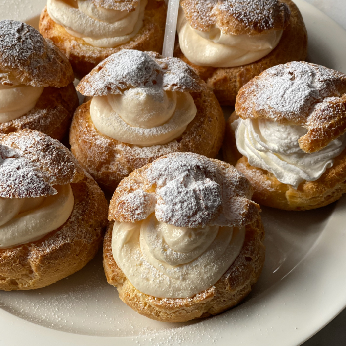 ホイップクリーム スプレーホイップ メグレ スプレーホイップクリーム 250g ×12本