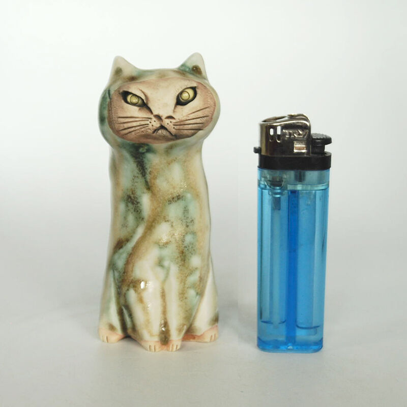 岡山富男　猫の置物　陶器 No.025 岡山富男 of 第13回 平成の招き猫100人展