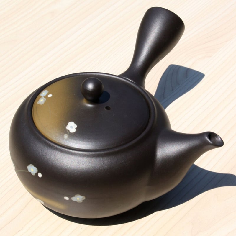常滑焼黒釉手造茶碗 常滑焼 富仙窯 黒化粧丸碗勿忘草絵急須 ステンレス茶こし 日本製