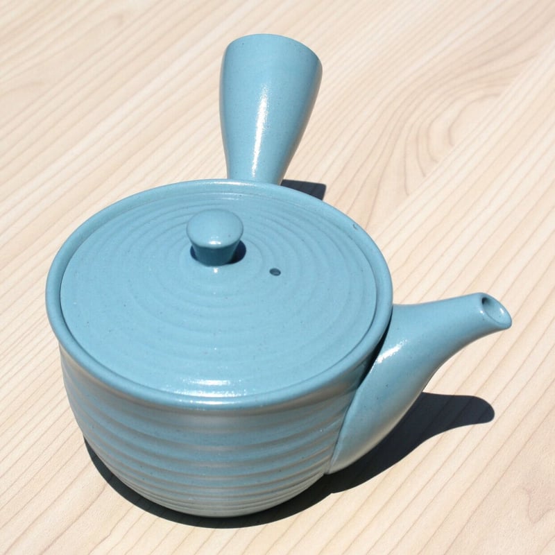 青い竹と鳥の絵柄の急須 春泉 青い竹と鳥の絵柄