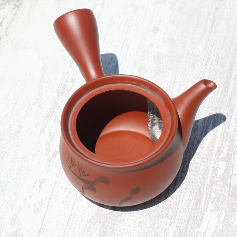 常滑焼 富仙窯 朱泥袋型松彫急須 ステンレスアミ 日本製 | とことこパーク