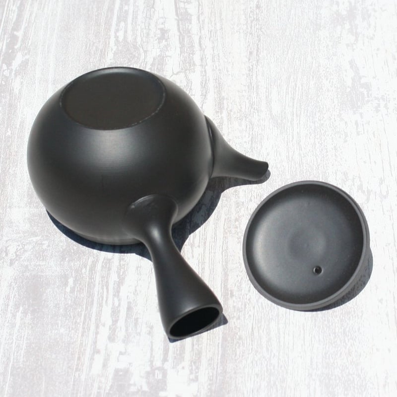 常滑焼 竹春窯 黒窯変スジ引き急須 ステンレス帯アミ 日本製