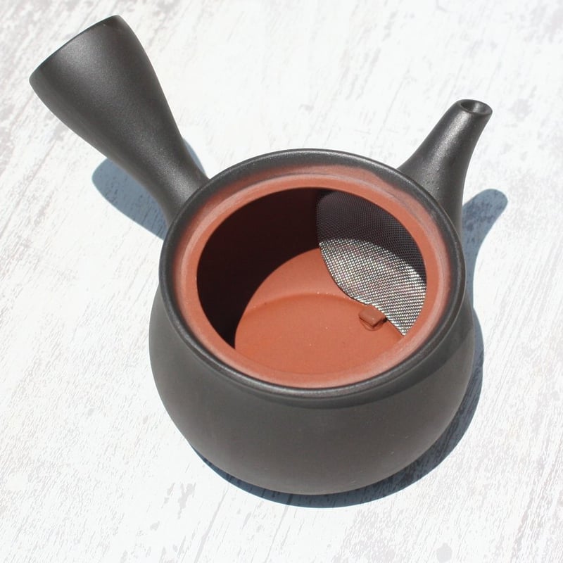 常滑焼 富仙窯 ねこつまみ 眠り 黒ぼかし急須 ステンレス茶こし