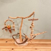 バードパークスタンド ブランコ・おでんくん付き【インコのおもちゃ・自然木のとまり木】