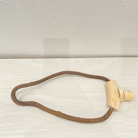 自然木（ツタ）のドーナツパーチビックサイズ  Ｂパーチ直径1.2cm／円直径15×30cm