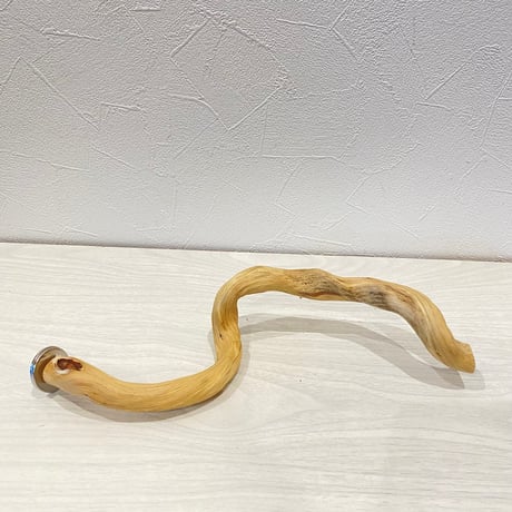 自然木（ツタ皮無し）パーチ 直径1.7~2.1cm/長さ27cm