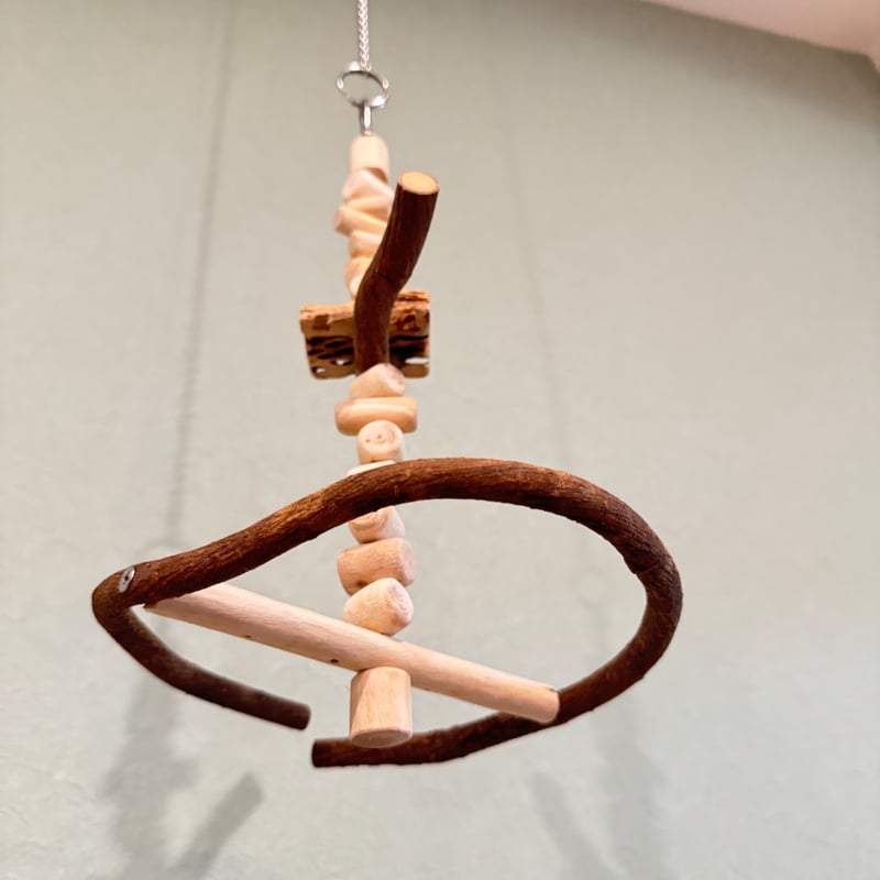 ゆらゆらUFOブランコ② 【自然木の止まり木 インコのおもちゃ】 | 自然