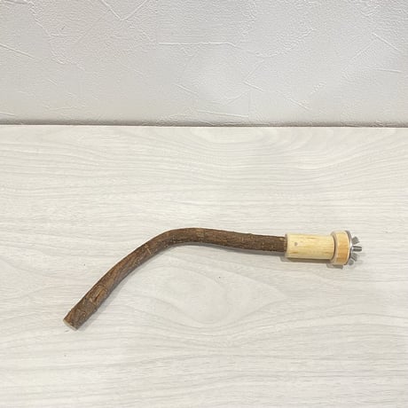 自然木（ツタ）パーチ②  直径1.2cm 長さ22cm
