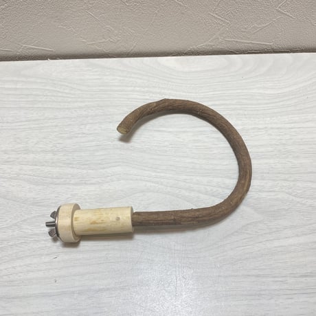 自然木(ツタ)パーチ①長さ19㎝直径1㎝