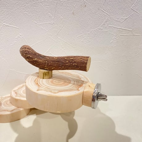桧の螺旋階段（可動式）  直径約7.5cm