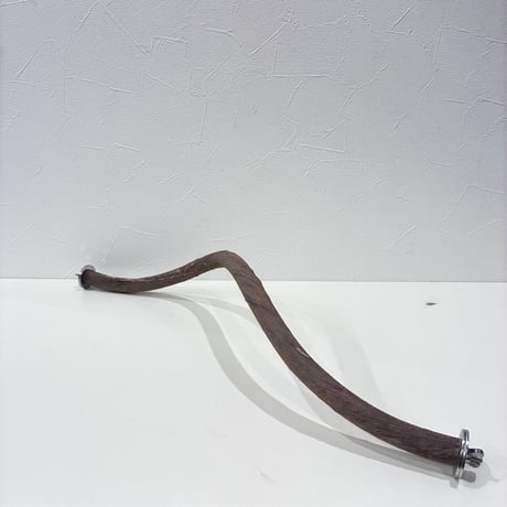 自然木（ツタ）うねうねパーチ①  HOEI465 直径約1.7cm/長さ44cm
