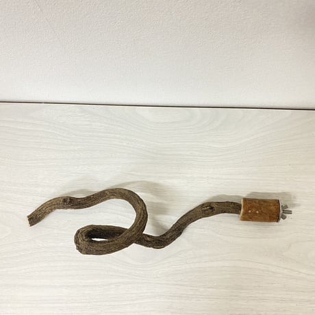 自然木（ツタ）くるりんパーチ 直径1.5cm 長さ33cm⑩