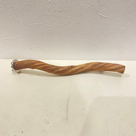 自然木（ツタ）パーチ ⑧ 直径約1.8cm/長さ23cm