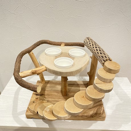 ツタとカクタスのアリスのお茶会テーブル