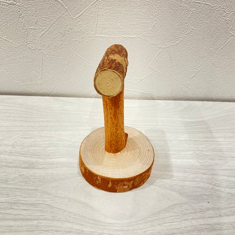 【体重測定用】自然木(ツタ)のスタンドパーチ②   パーチ長さ8cm／高さ約10cm