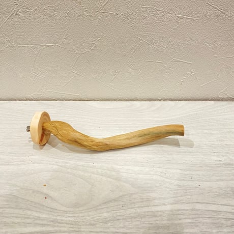 自然木（ツタ皮無し）パーチ② 直径1.5~2cm/長さ18cm