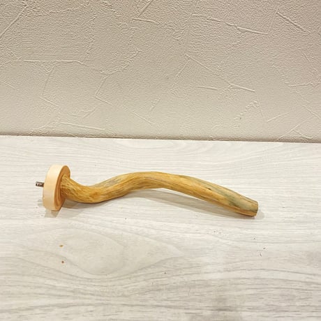 自然木（ツタ皮無し）パーチ② 直径1.5~2cm/長さ18cm