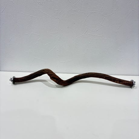 自然木（ツタ）うねうねパーチ③  HOEI465 直径約1.8〜2cm/長さ44cm