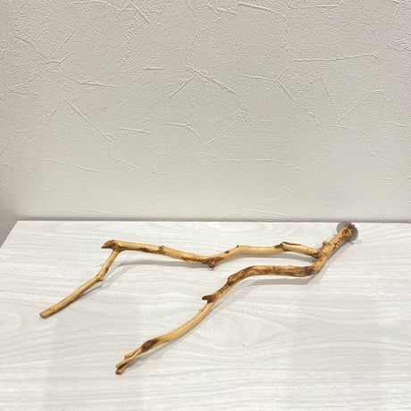 自然木（カイヅカイブキ）のパーチ⑦　直径0.8～1.2cm／長さ38cm