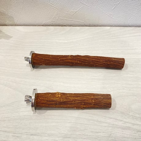 自然木（ツタ）パーチ2本セット 直径約1.8cm/長さ10-15cm