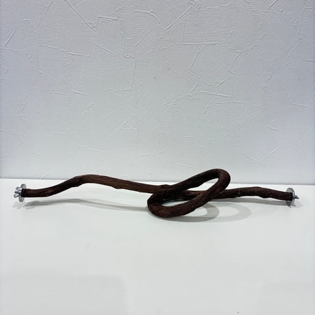 自然木（ツタ）うねうねパーチ④  HOEI465 直径約1.4〜1.6cm/長さ44cm