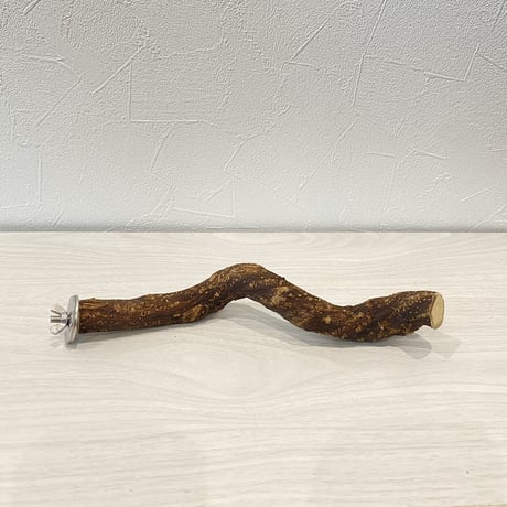 自然木（ツタ）のパーチ③　直径2cm 長さ23cm