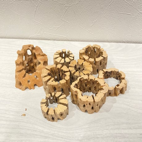 CATEGORY ガジガジ | 自然木の鳥用品 鳥豆堂【トリマメドウ】 CATEGORY ガジガジ | 自然木の鳥用品 鳥豆堂【トリマメドウ】
