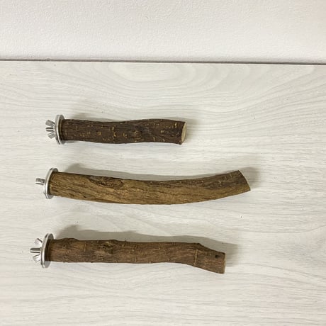 自然木（ツタ）のパーチ　直径2cm 長さ11cm/15cm/17cm