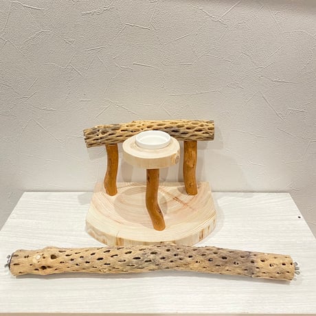【mari様専用】カクタスのおやつ入れ付きスタンドパーチ　カクタスパーチ