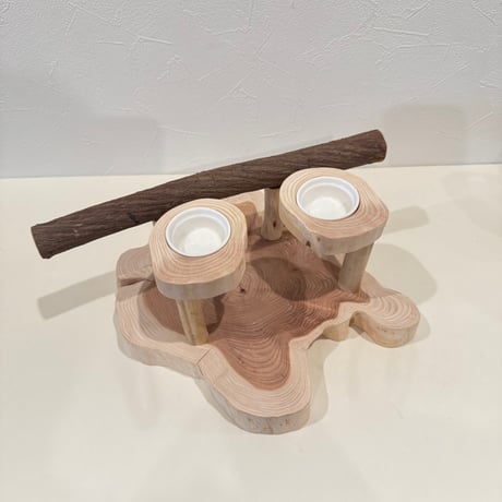 【humacomoa専用】ツタのおやつ入れ付きスタンドパーチ　ぬくぬくお座布団