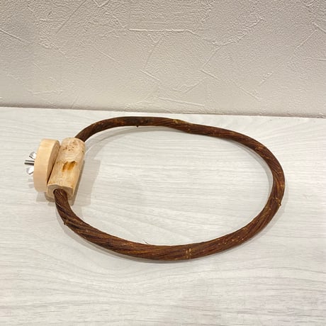自然木（ツタ）のドーナツパーチビックサイズ パーチ直径1cm／円直径21×18cm
