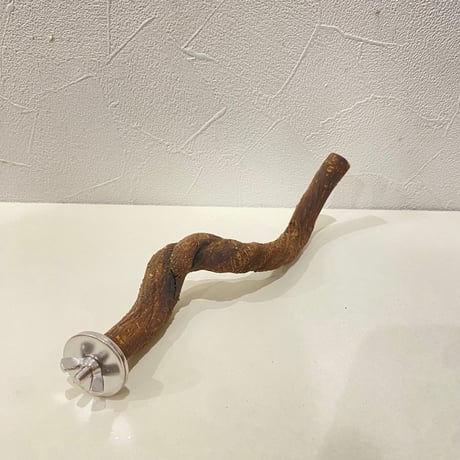 自然木（ツタ）パーチ 直径約1.6cm/長さ20cm