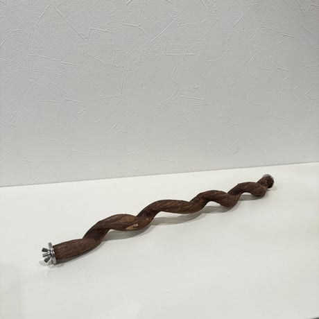 自然木（ツタ）うねうねパーチ③  HOEI465 直径約2.3cm/長さ44cm