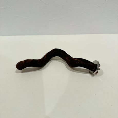 自然木（ツタ）パーチ 直径1.5~1.7cm/長さ16cm