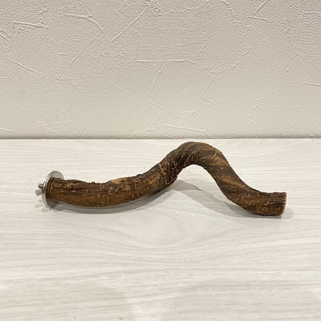 自然木（ツタ）パーチ① 直径2cm 長さ9cm