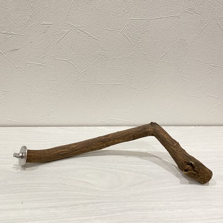 自然木（ツタ）パーチ④ 直径2cm 長さ28cm