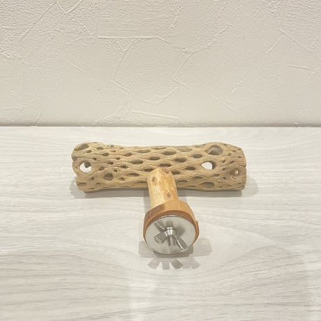 カクタスのT字パーチ①  長さ13cm/足部分6cm HOEI465など