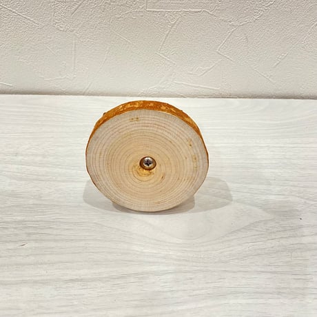 【体重測定用】自然木(ツタ)のスタンドパーチ⑤  パーチ長さ8cm／高さ約10cm