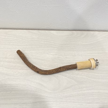 自然木（ツタ）パーチ②  直径1.2cm 長さ22cm