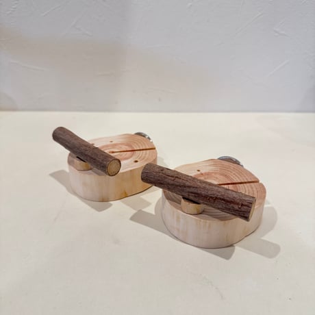 【humacomoa専用】ツタのおやつ入れ付きスタンドパーチ　ぬくぬくお座布団